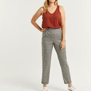 Reitmans Houndstooth Tapered Pants